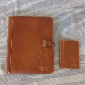 Chairmans circle Canyon Leather Folder/Media Holder